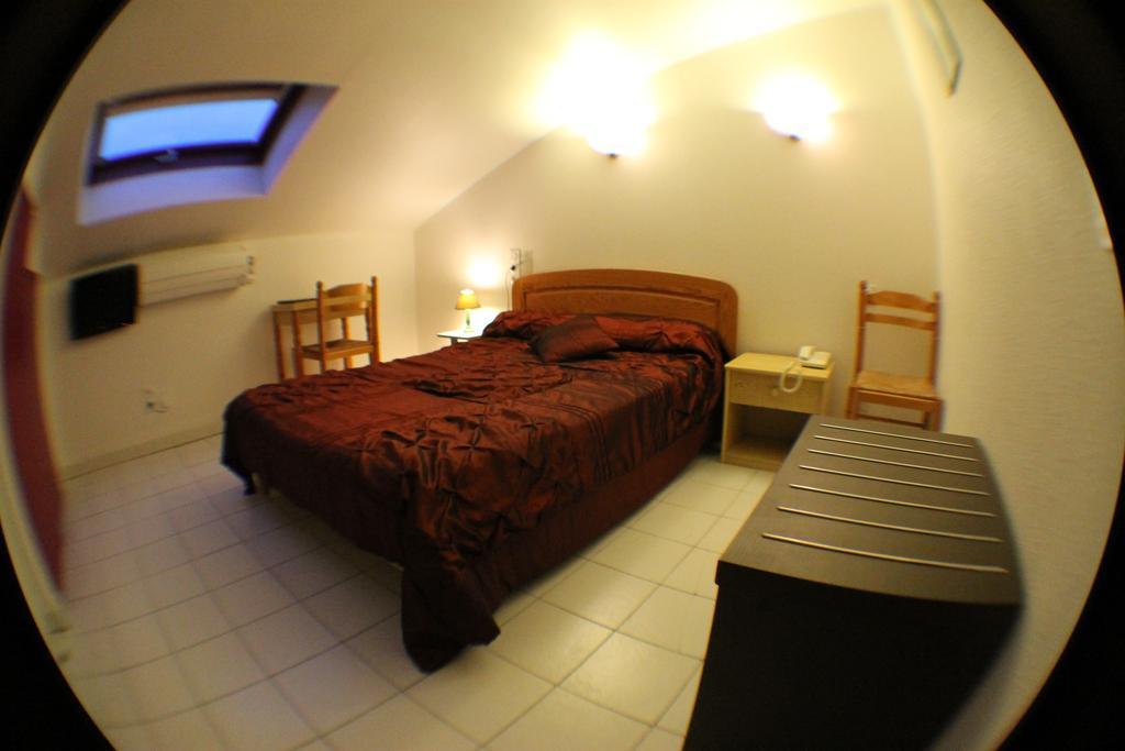 Hotel De La Pomme De Pin Vieux-Boucau-les-Bains Δωμάτιο φωτογραφία