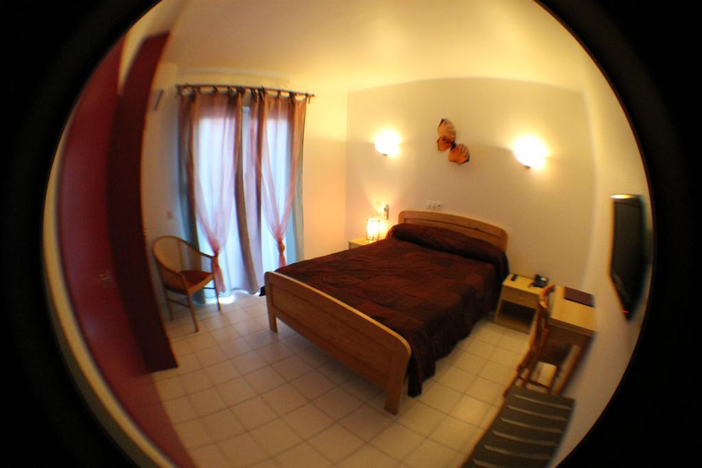 Hotel De La Pomme De Pin Vieux-Boucau-les-Bains Δωμάτιο φωτογραφία