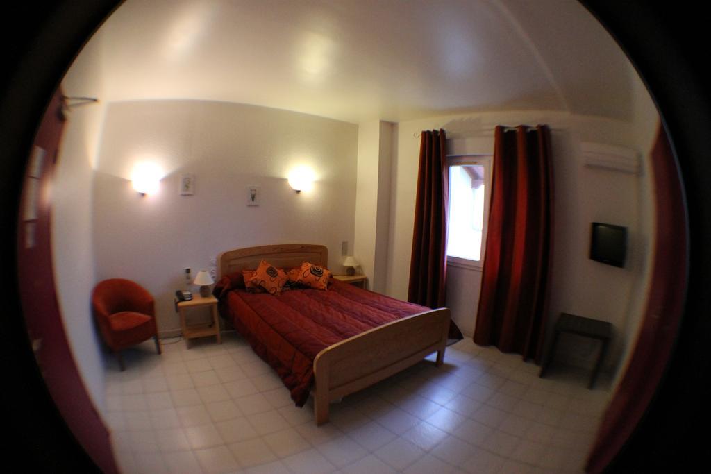 Hotel De La Pomme De Pin Vieux-Boucau-les-Bains Δωμάτιο φωτογραφία